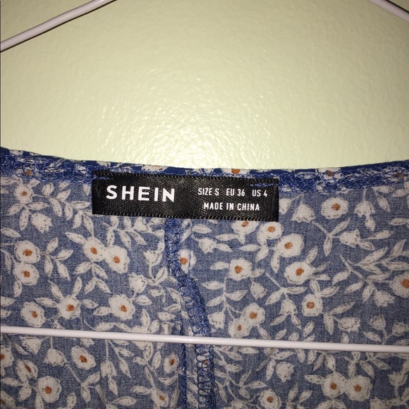 Flower crop top - Picture 3 of 3